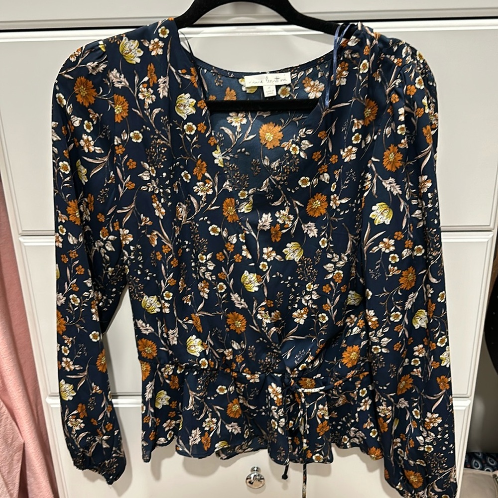 Blue floral blouse (m)